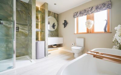 Carr Hill: Master Bathroom